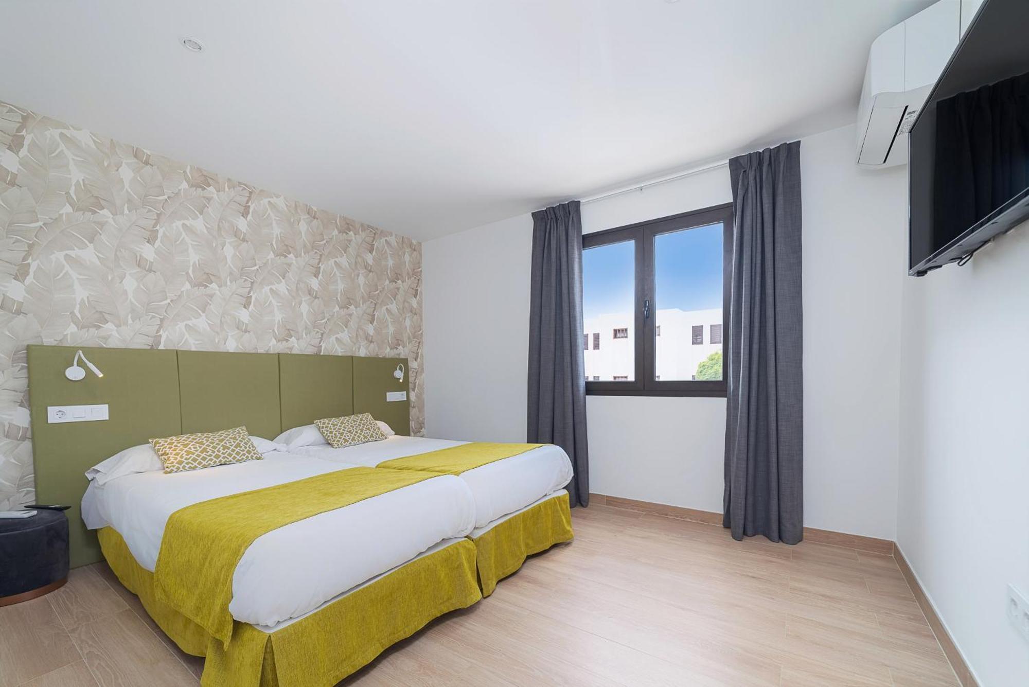 Rosamar Apartahotel